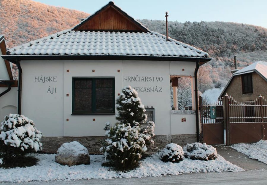 Hájske hrnčiarstvo